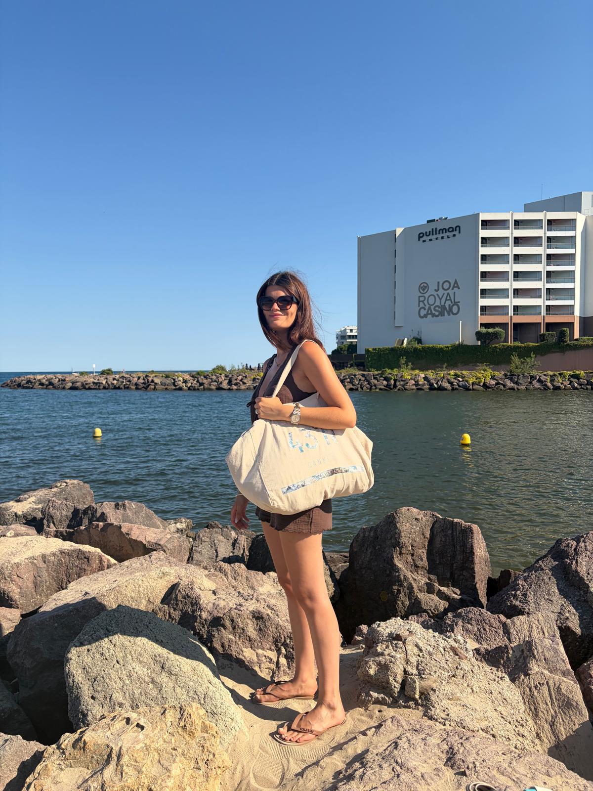 Maxi cabas 43°N azur sur écru — grande toile de coton, sac de plage édition limitée